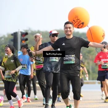 Runner Photo 6612808