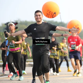 Runner Photo 6612813