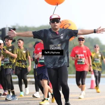 Runner Photo 6612814