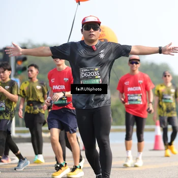 Runner Photo 6612816