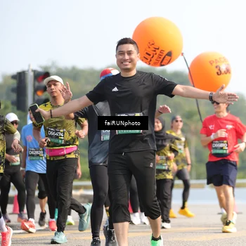 Runner Photo 6612820