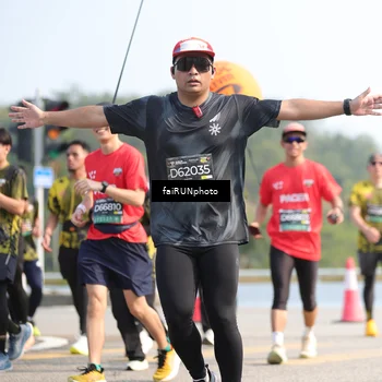 Runner Photo 6612837
