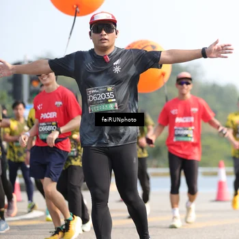 Runner Photo 6612847