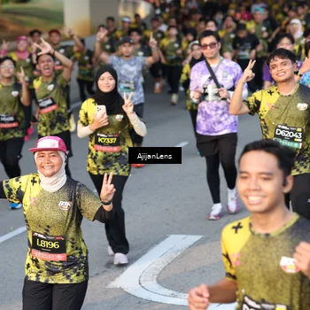 Runner Photo 6612855