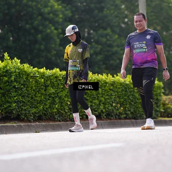 Runner Photo 6612865