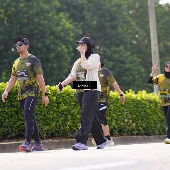 Runner Photo 6612906