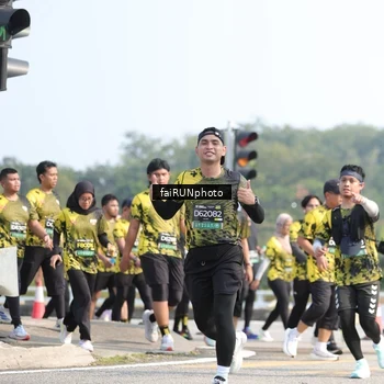 Runner Photo 6613019