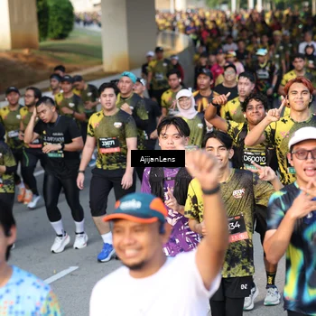 Runner Photo 6613023
