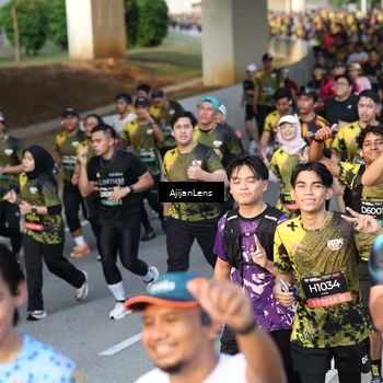 Runner Photo 6613035