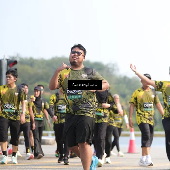 Runner Photo 6613040