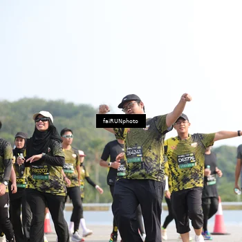 Runner Photo 6613051