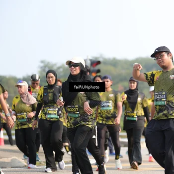 Runner Photo 6613074