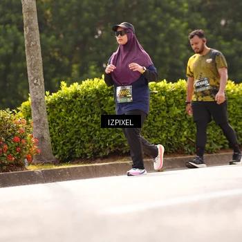 Runner Photo 6613090