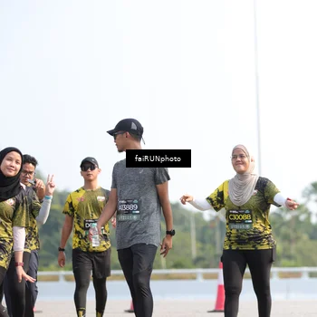 Runner Photo 6613120