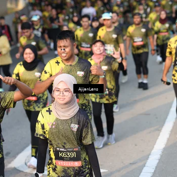 Runner Photo 6613128