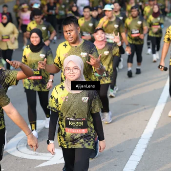 Runner Photo 6613134