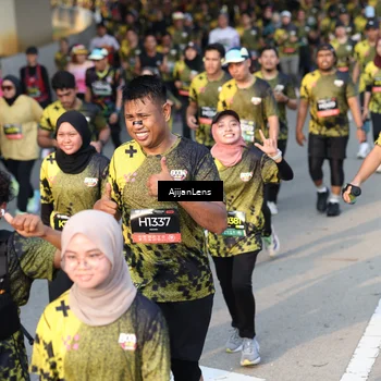 Runner Photo 6613149