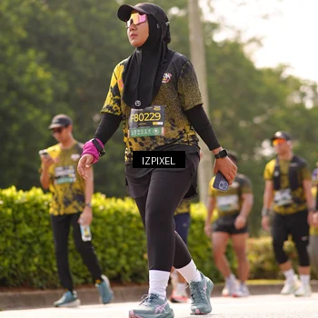 Runner Photo 6613172