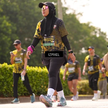 Runner Photo 6613175