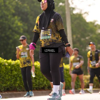 Runner Photo 6613192