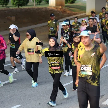 Runner Photo 6613260