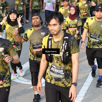Runner Photo 6613315