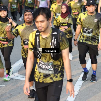 Runner Photo 6613323