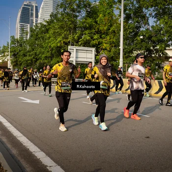 Runner Photo 6613396