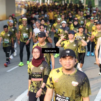 Runner Photo 6613413