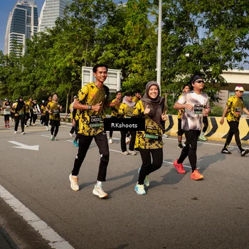 Runner Photo 6613423