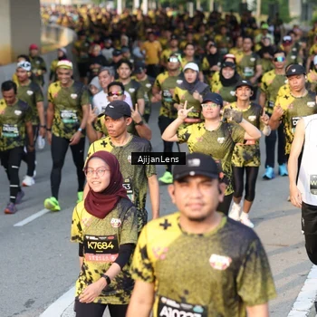 Runner Photo 6613429