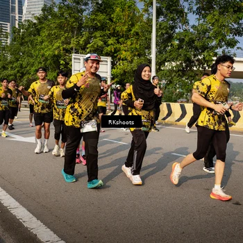 Runner Photo 6613452