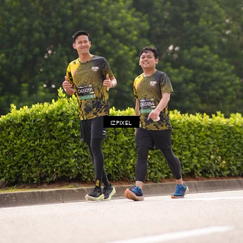 Runner Photo 6613557