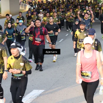 Runner Photo 6613571