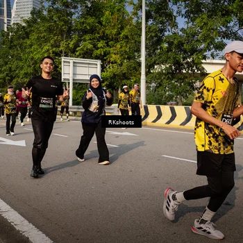 Runner Photo 6613582