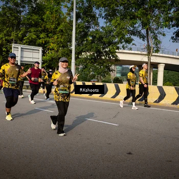 Runner Photo 6613606
