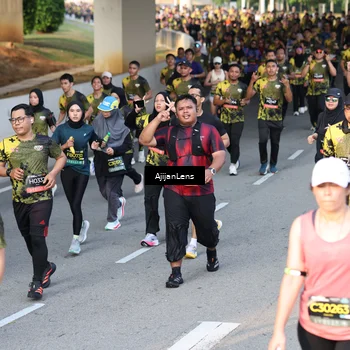 Runner Photo 6613625