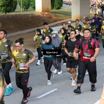 Runner Photo 6613644