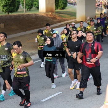 Runner Photo 6613660