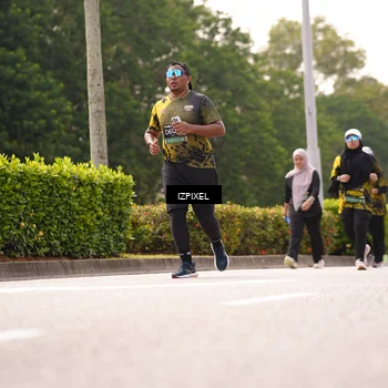 Runner Photo 6613687