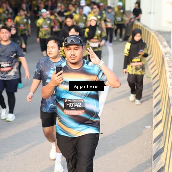 Runner Photo 6613697