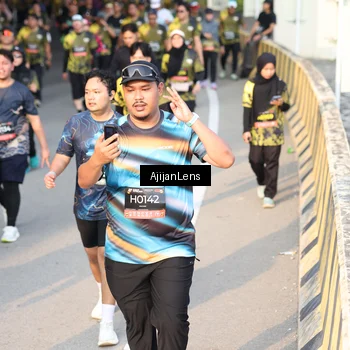 Runner Photo 6613699