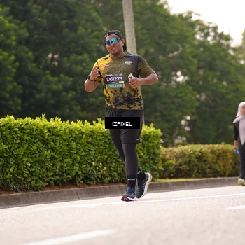 Runner Photo 6613719