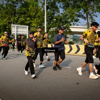 Runner Photo 6613751