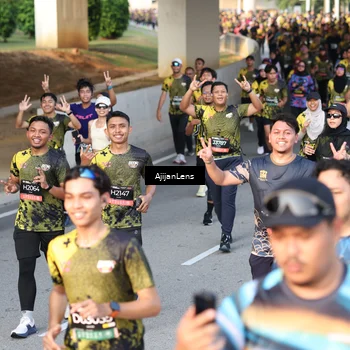 Runner Photo 6613757