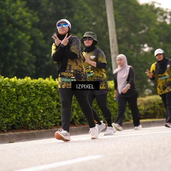 Runner Photo 6613770