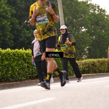 Runner Photo 6613781