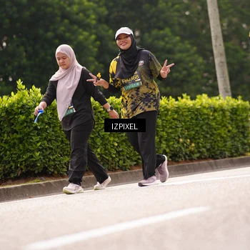 Runner Photo 6613796