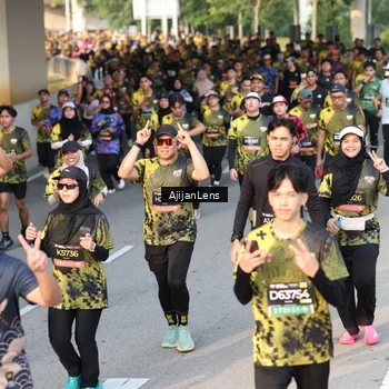 Runner Photo 6613800