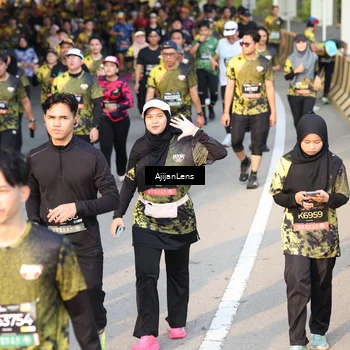 Runner Photo 6613849